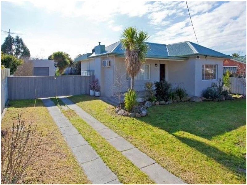 450 Reid Avenue, Lavington NSW 2641