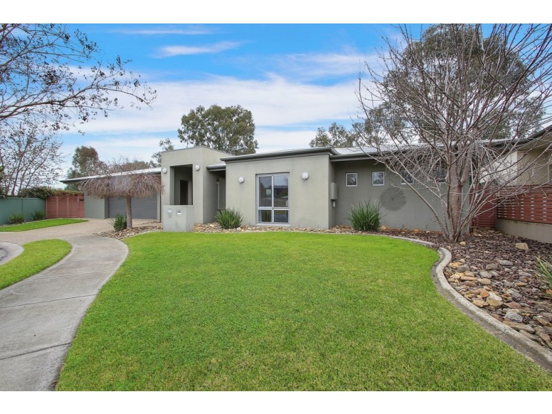 32 Mardross Court, North Albury NSW 2640