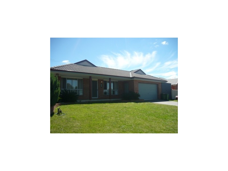 22 Heppner Court, Thurgoona NSW 2640