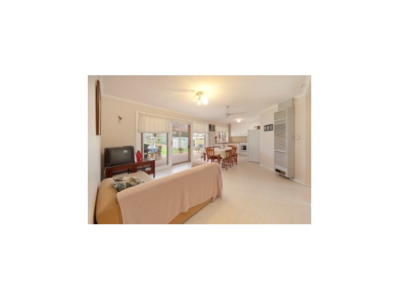 11 Daysdale Way, Thurgoona NSW 2640