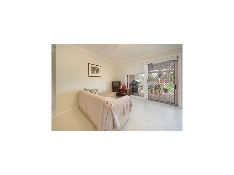 11 Daysdale Way, Thurgoona NSW 2640