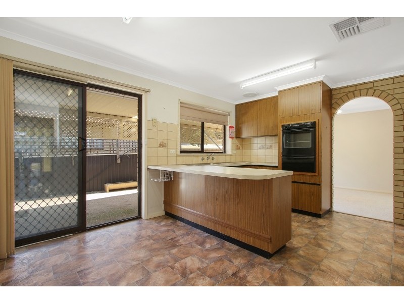 401 Colley Street, Lavington NSW 2641