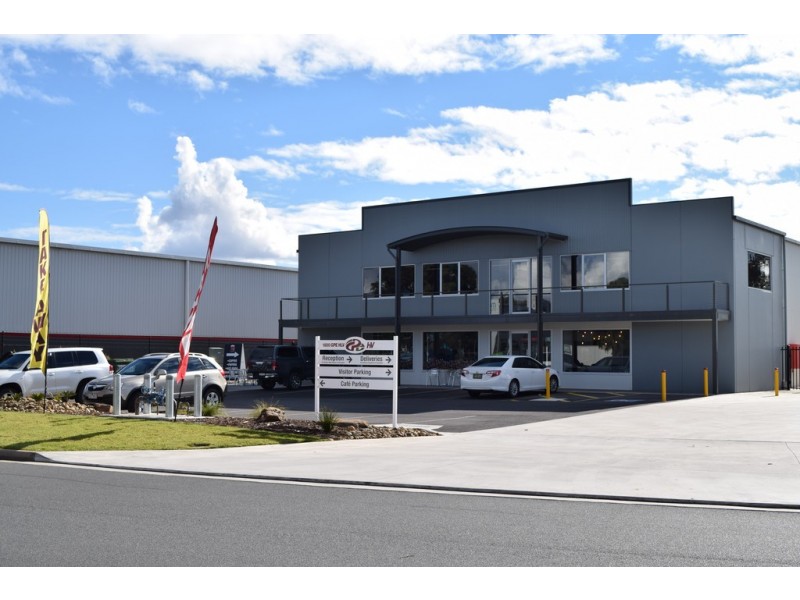 16 Bennu Circuit, Albury NSW 2640