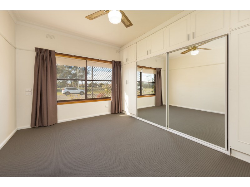 1063 Bralgon Street, North Albury NSW 2640