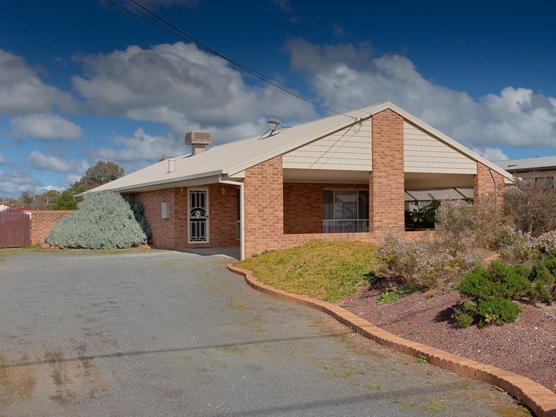 108 Clarke Street, Howlong NSW 2643