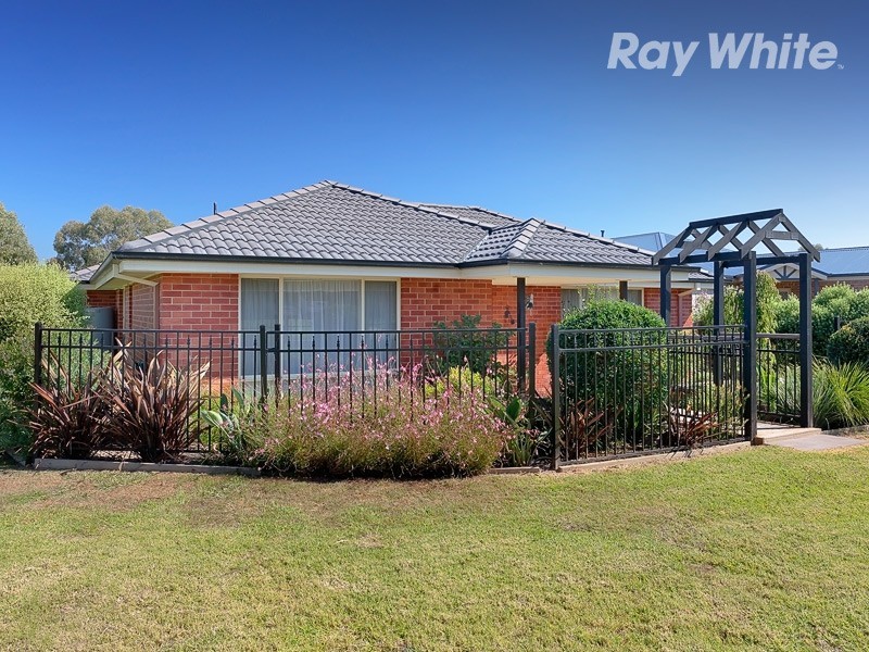 14 Quandong Road, Thurgoona NSW 2640