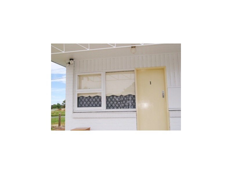 1/511 Wagga Road, Lavington NSW 2641