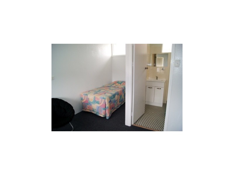 1/511 Wagga Road, Lavington NSW 2641