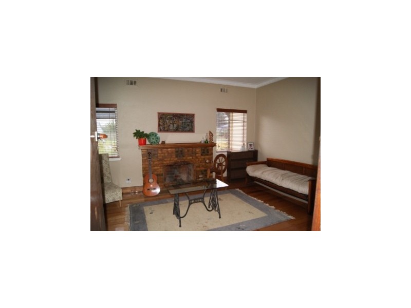 535 Ebden Street, South Albury NSW 2640