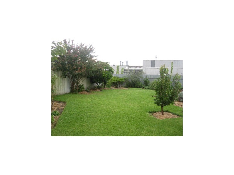 535 Ebden Street, South Albury NSW 2640