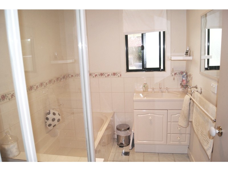 250 Kooba Street, North Albury NSW 2640