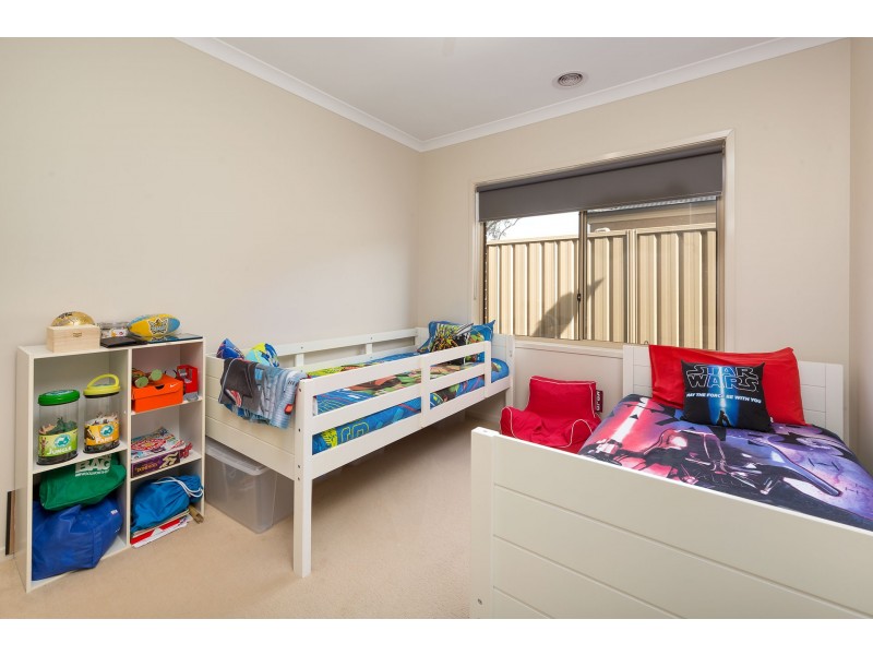 28 Nicola Place, Lavington NSW 2641
