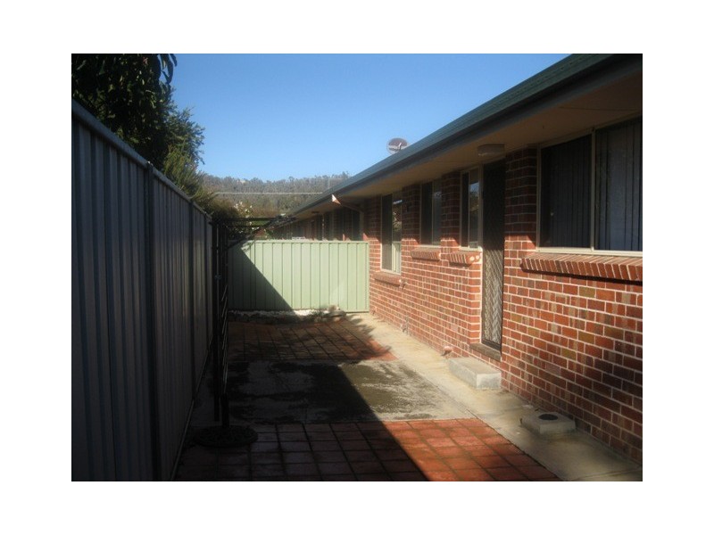 4/220 Cadell Street, East Albury NSW 2640