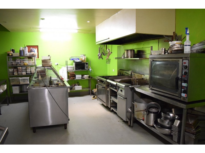 2/453 Dean Street, Albury NSW 2640