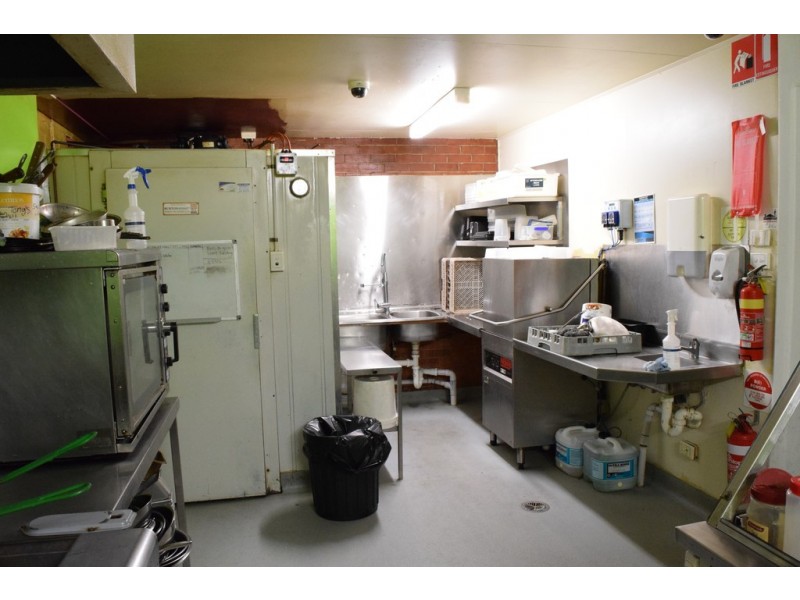 2/453 Dean Street, Albury NSW 2640