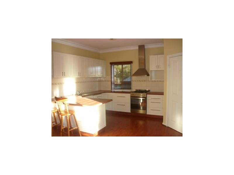 705 East Street, East Albury NSW 2640