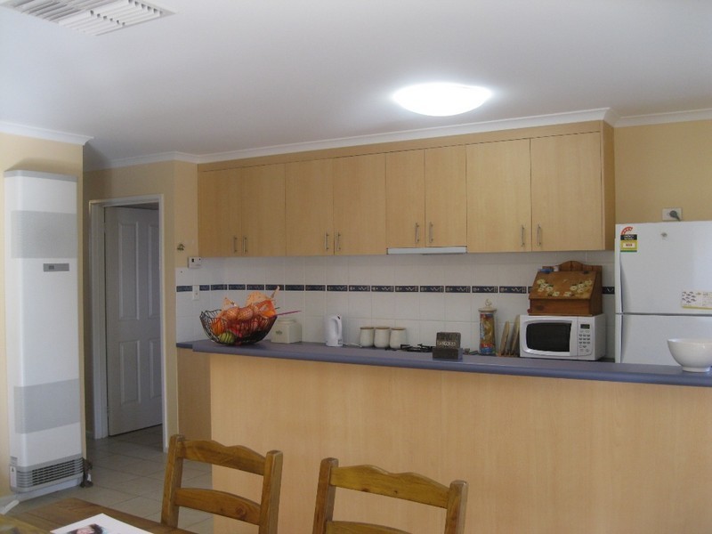 1/17 Kurrajong Crescent, West Albury NSW 2640