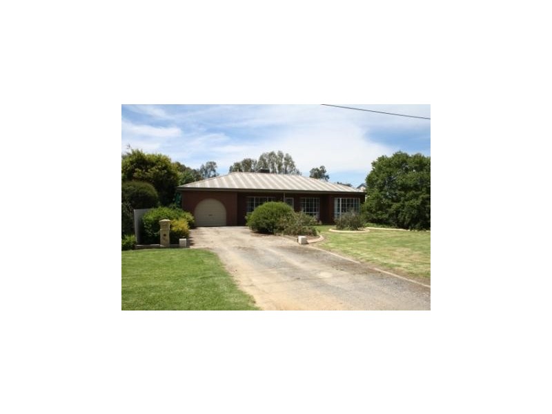 133 Bank Street, Howlong NSW 2643