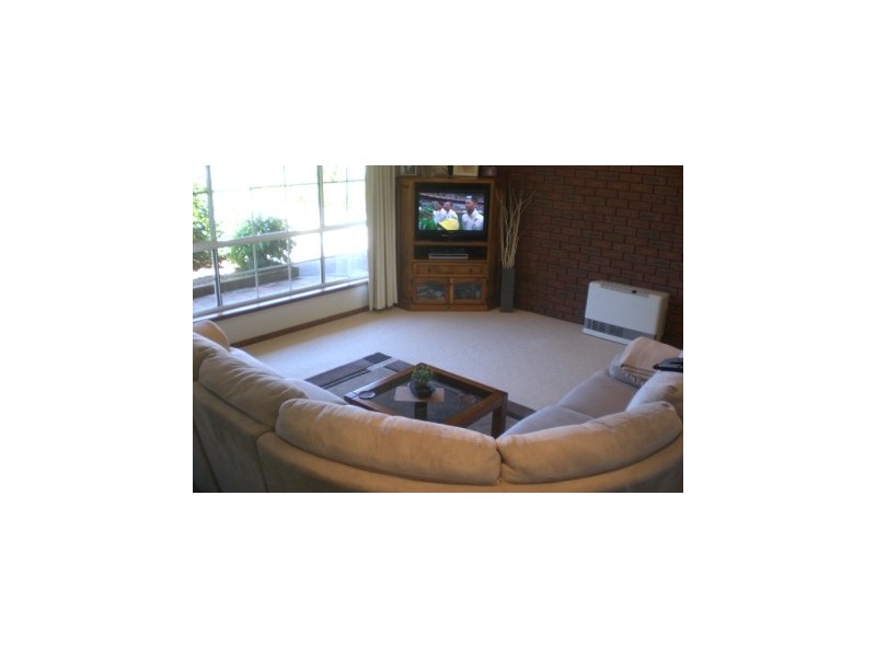 133 Bank Street, Howlong NSW 2643