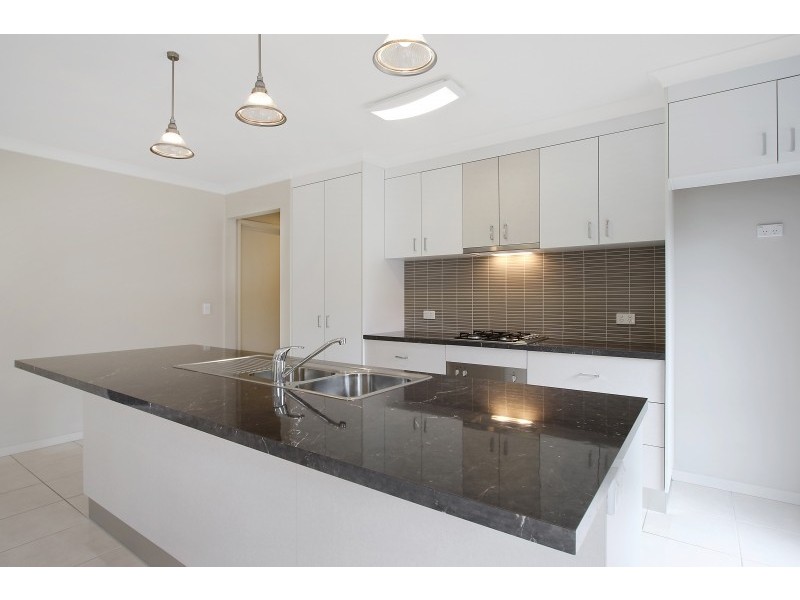 33 Carstens Street, Lavington NSW 2641