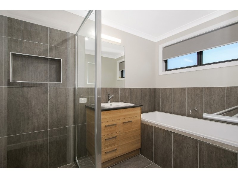 4 Hay Court, Thurgoona NSW 2640