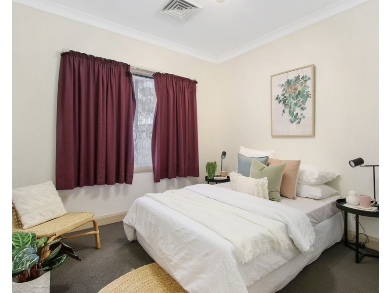 1037 Calimo Street, North Albury NSW 2640