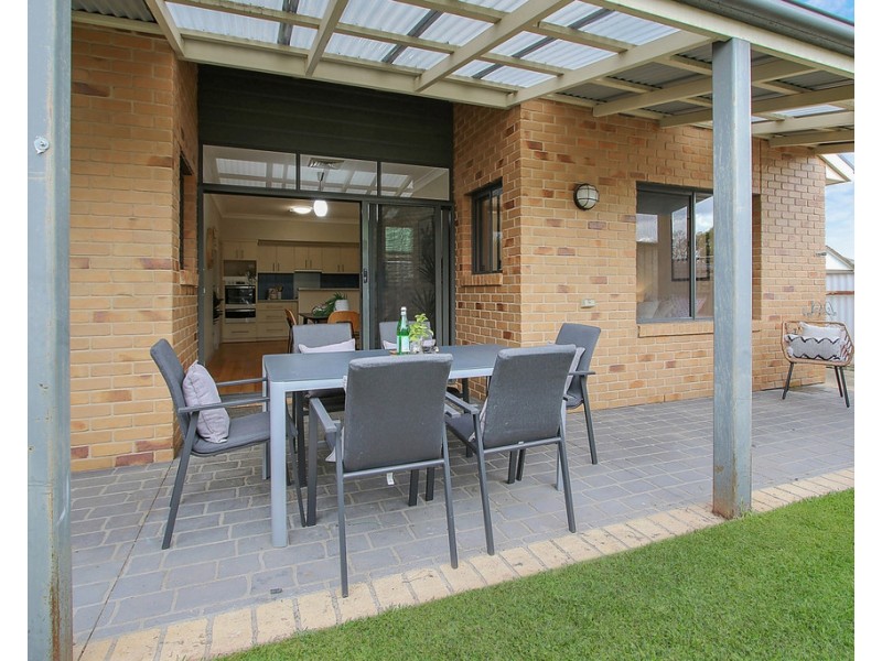 1037 Calimo Street, North Albury NSW 2640