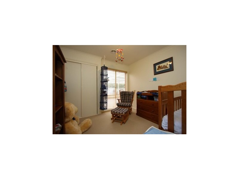 170 Clarke Street, Howlong NSW 2643