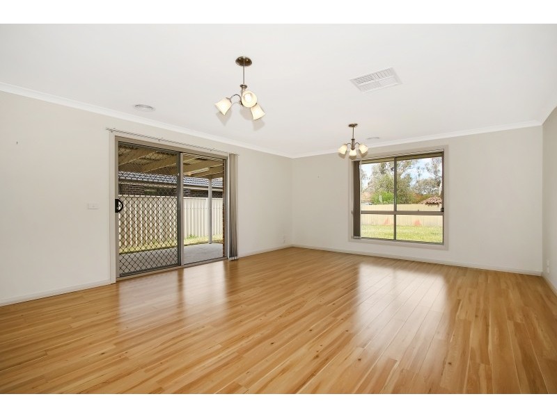 4 Britton Court, Jindera NSW 2642