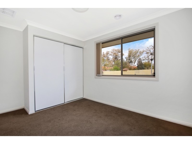 4 Britton Court, Jindera NSW 2642
