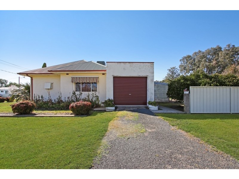 13 Wenke Street, Walla Walla NSW 2659