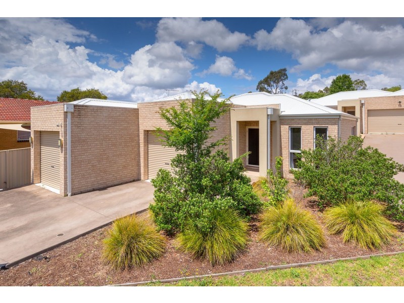 1/394 Solomon Street, West Albury NSW 2640