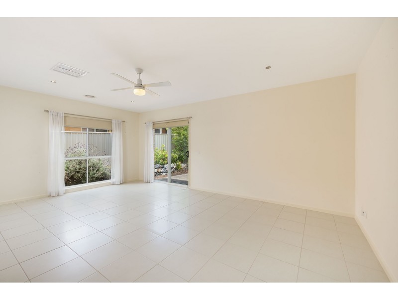 1/394 Solomon Street, West Albury NSW 2640