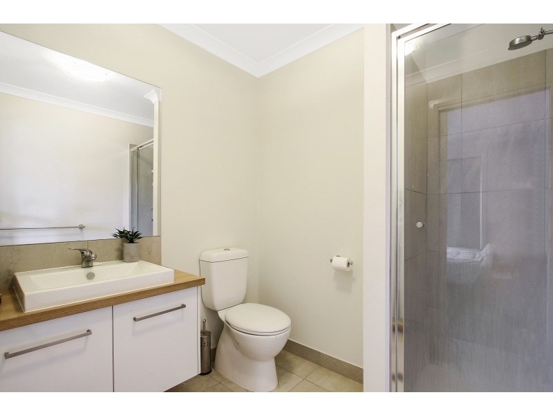 15 Stockyard Way, Thurgoona NSW 2640