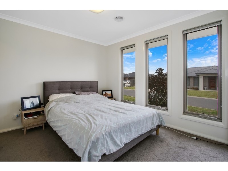 15 Stockyard Way, Thurgoona NSW 2640