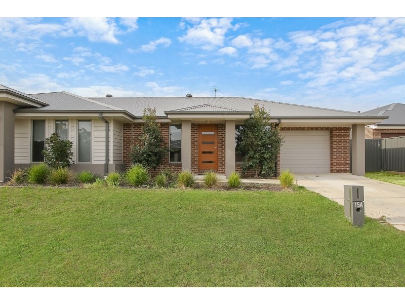 15 Stockyard Way, Thurgoona NSW 2640