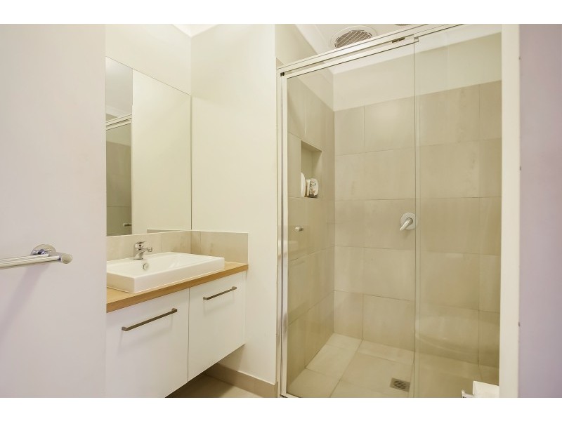 15 Stockyard Way, Thurgoona NSW 2640