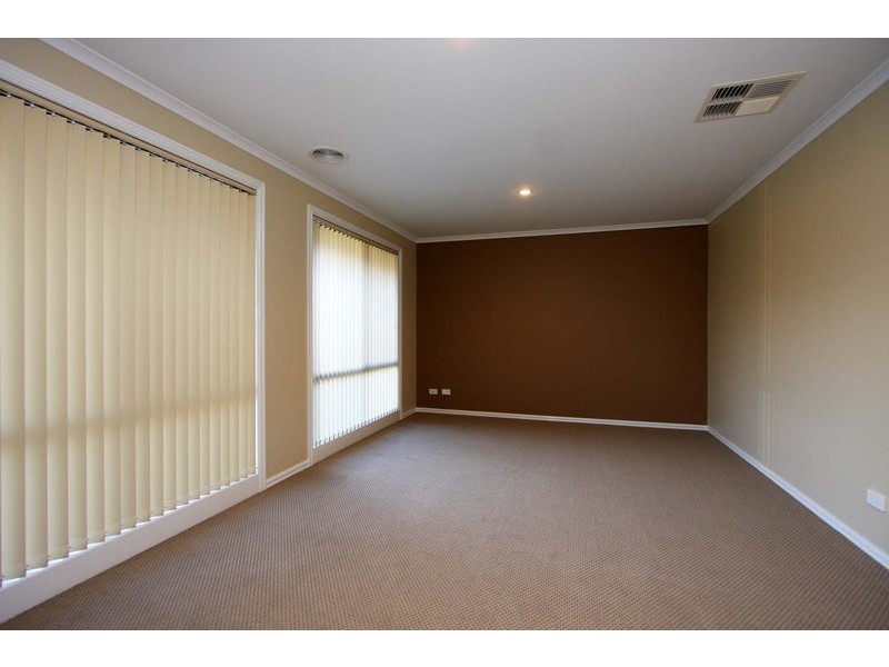 149 Hume Street, Howlong NSW 2643