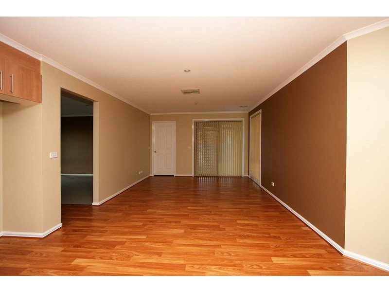 74 Jude Street, Howlong NSW 2643