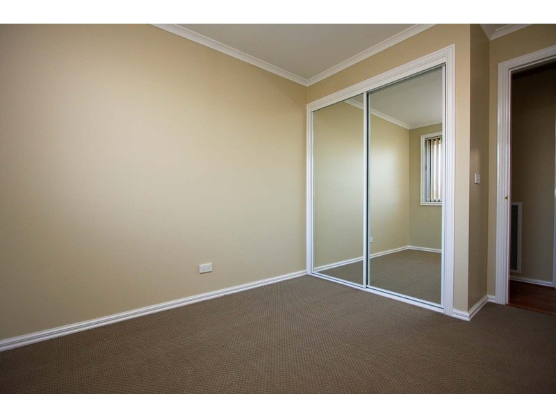 74 Jude Street, Howlong NSW 2643
