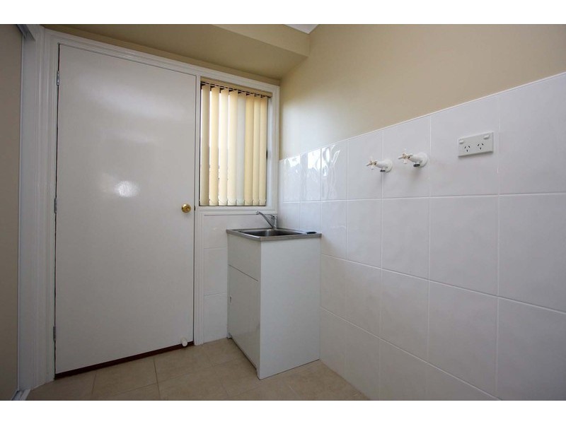74 Jude Street, Howlong NSW 2643