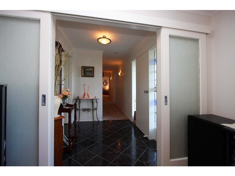 136 Howard Court, Howlong NSW 2643