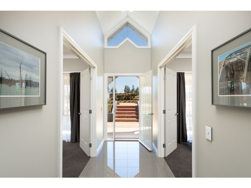 18 Lara Lake Road, Table Top NSW 2640
