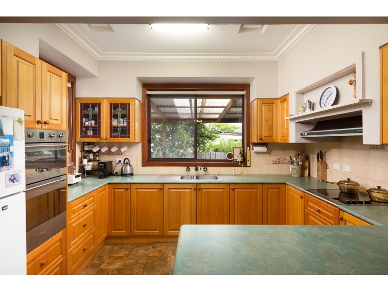 497 Danes Street, Lavington NSW 2641