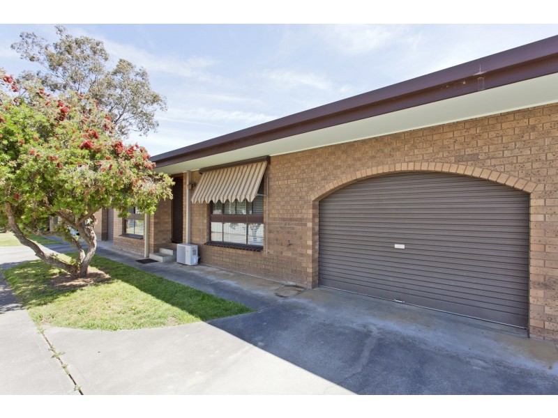 2/473 Ainslie Avenue, Lavington NSW 2641
