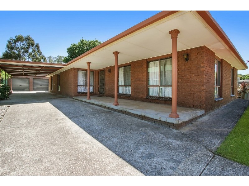 562 Roach Street, Lavington NSW 2641