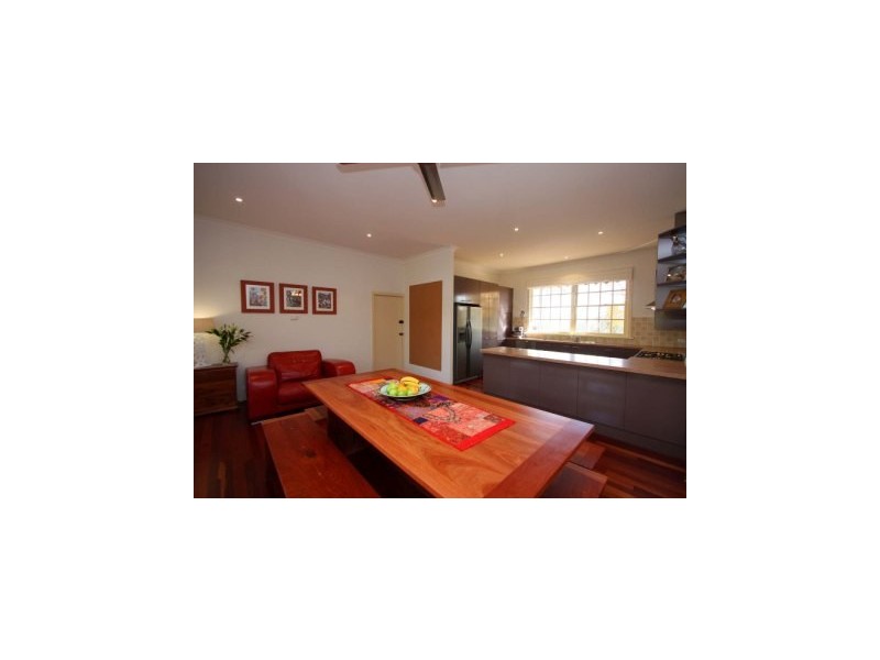 77 Sunset Drive, Albury NSW 2640