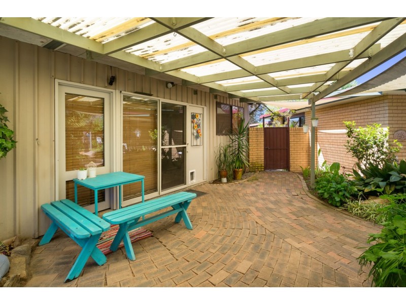 565 Woodbury Court, Lavington NSW 2641