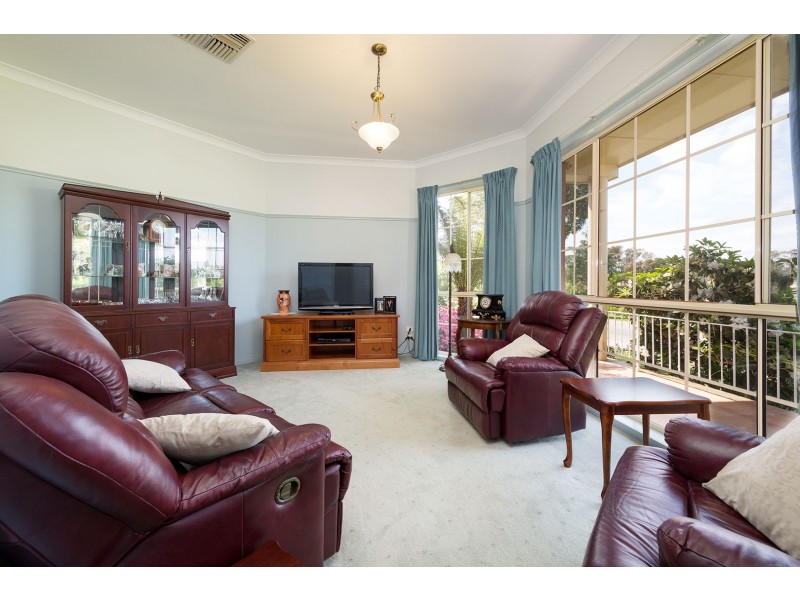 77 Crawshaw Crescent, Glenroy NSW 2640