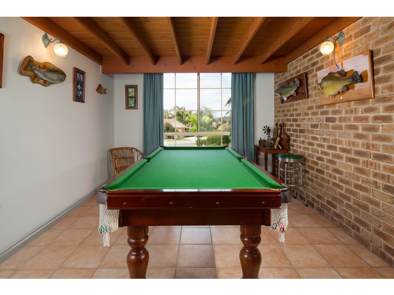 77 Crawshaw Crescent, Glenroy NSW 2640